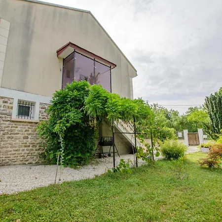 Au Sapin Bleu Holiday home Auxon (Aube)